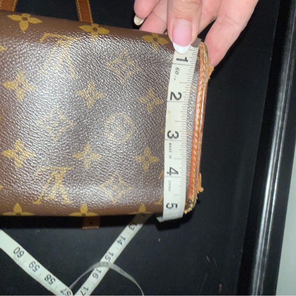 LV. Brown Monogram Tote Bag - Picture 14 of 16